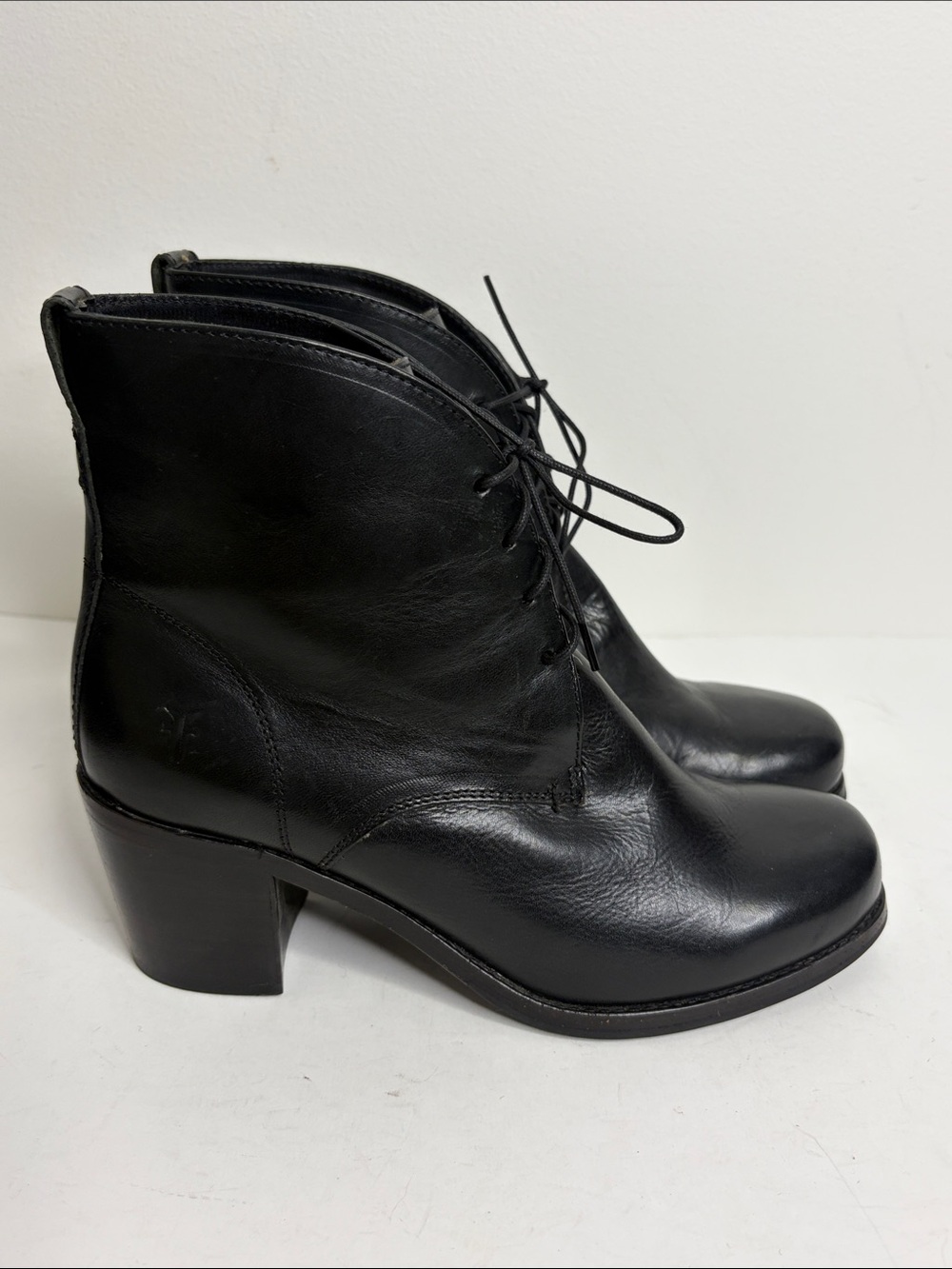 Frye Boots Womens 8 Black Leather Lace Up Block Heel Motorcycle Biker Goth